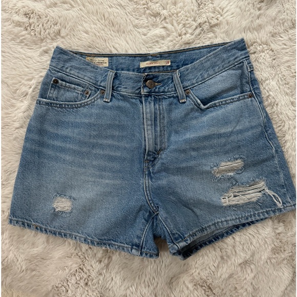 Levi’s 80s mom shorts - Picture 1 of 5